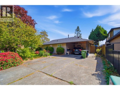 11420 DANIELS Road | Richmond British Columbia | Slide Image Four