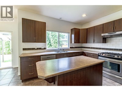 1154 AMAZON Street | Port Coquitlam British Columbia | Slide Image Eight