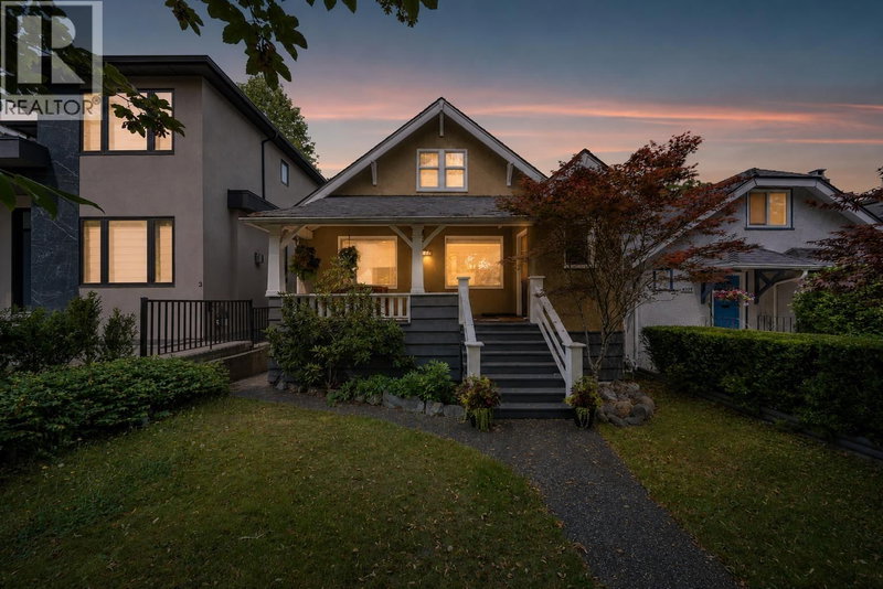 4327 12TH Avenue Vancouver British Columbia, V6R 2P9 - 4 Bedrooms Home For Sale