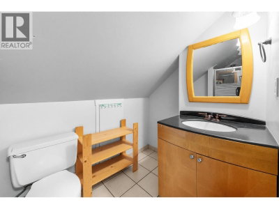 7320 IMPERIAL Street | Burnaby British Columbia | Slide Image Twenty-five