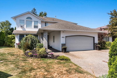 6045 GLENROY Drive | Chilliwack British Columbia | Slide Image Three