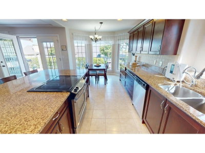 32767 CHILCOTIN Drive | Abbotsford British Columbia | Slide Image Four