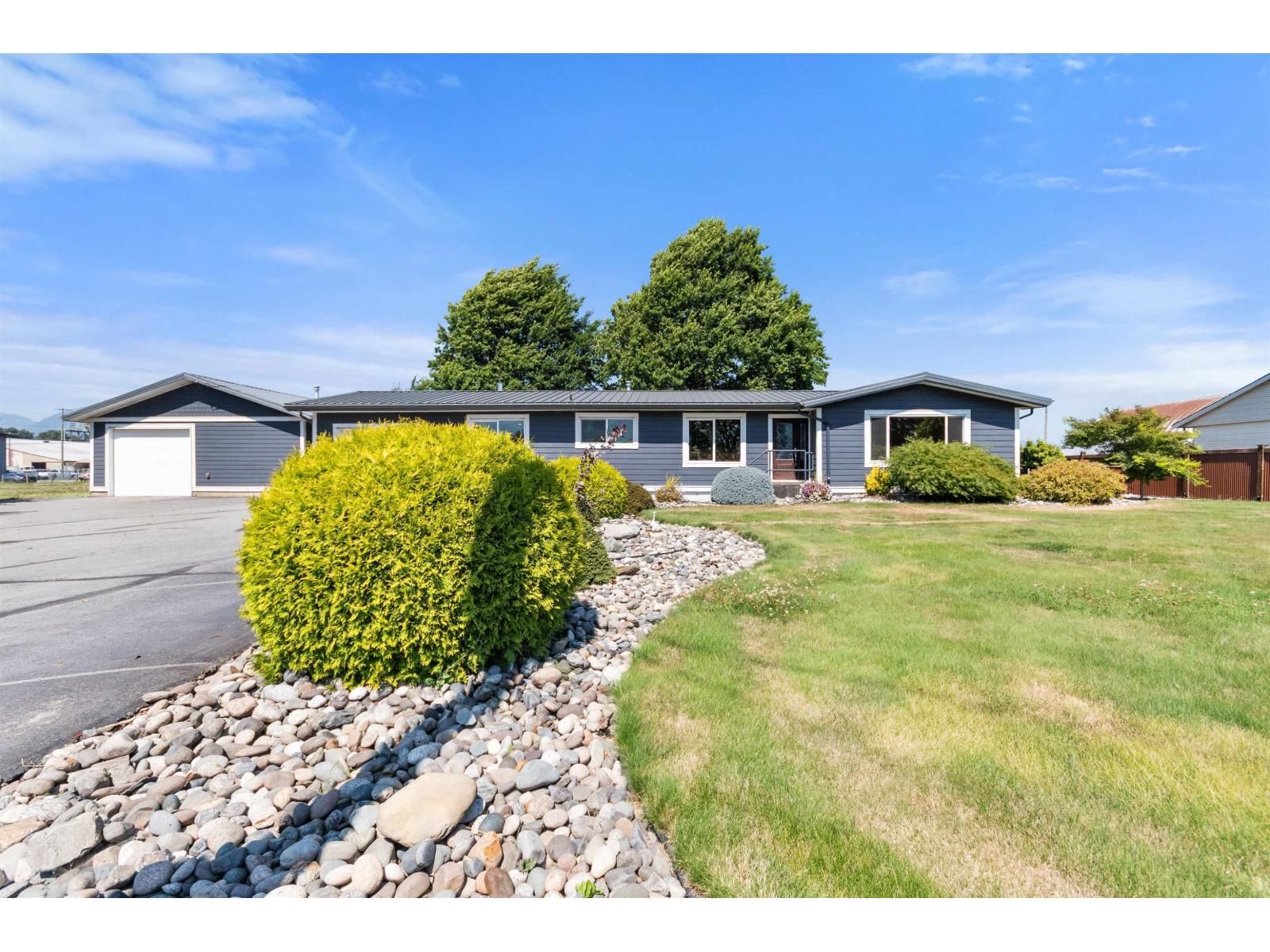 44035 SOUTH SUMAS Road, Chilliwack, British Columbia V2R 4B1