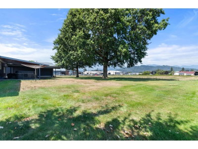 44035 SOUTH SUMAS Road | Chilliwack British Columbia | Slide Image Thirty-five