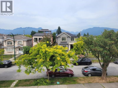 2962 KITCHENER Street | Vancouver British Columbia | Slide Image Six