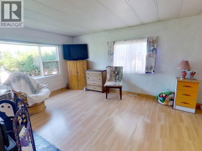 950 ANDERSON Drive | Quesnel British Columbia | Slide Image Three