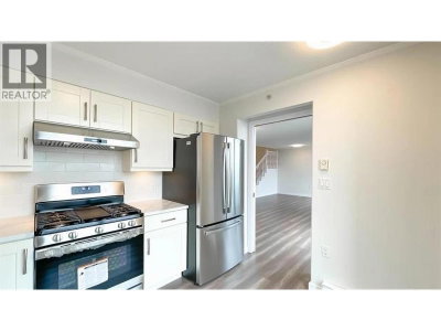 7380 ELMBRIDGE Way | Richmond British Columbia | Slide Image Five
