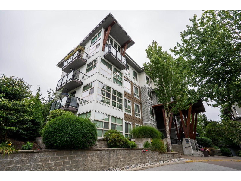 6688 120 Street Surrey British Columbia, V3W 1T8 - 1 Bedroom Condo For Sale