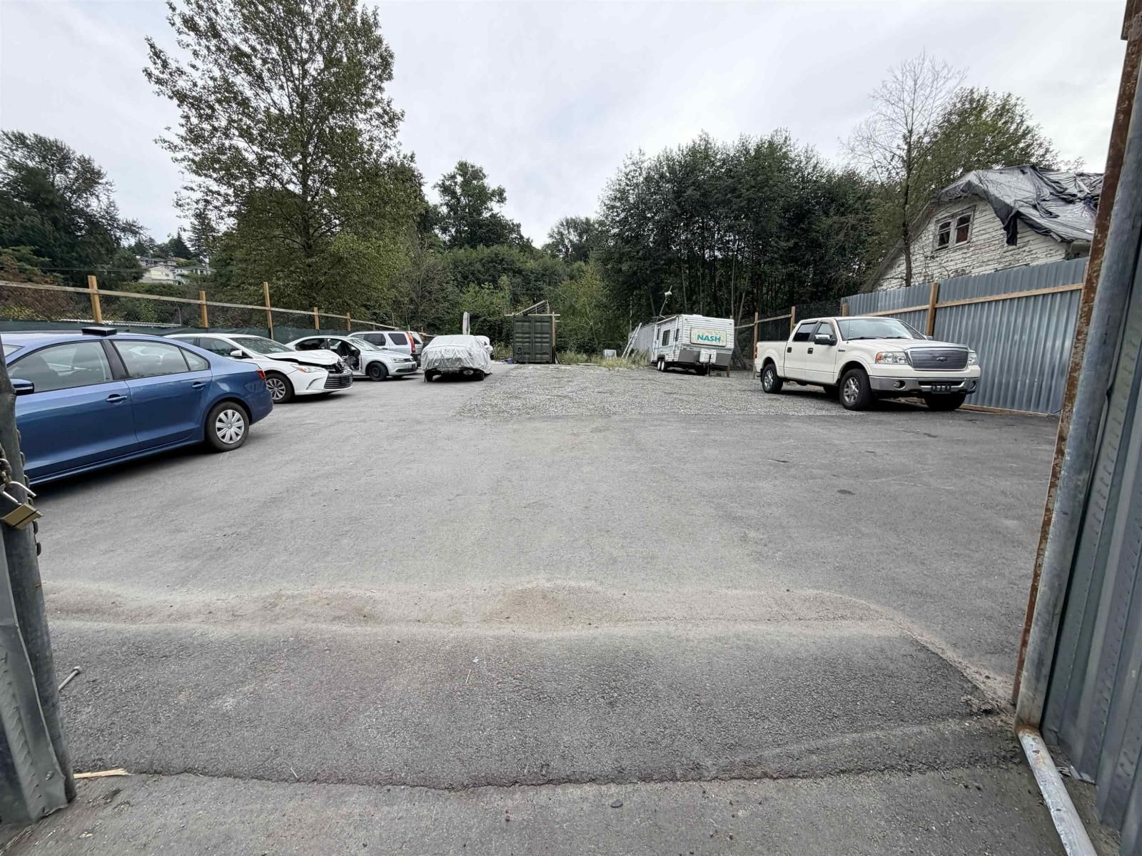13842 117 Avenue, Surrey, British Columbia V3R 2V4