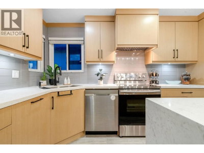 2131 FRASERVIEW Drive | Vancouver British Columbia | Slide Image Sixteen