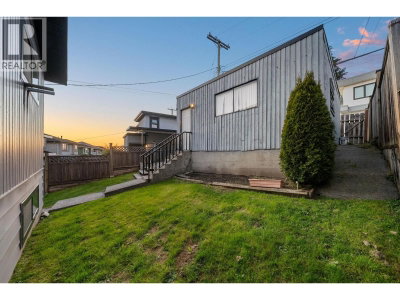 2131 FRASERVIEW Drive | Vancouver British Columbia | Slide Image Forty