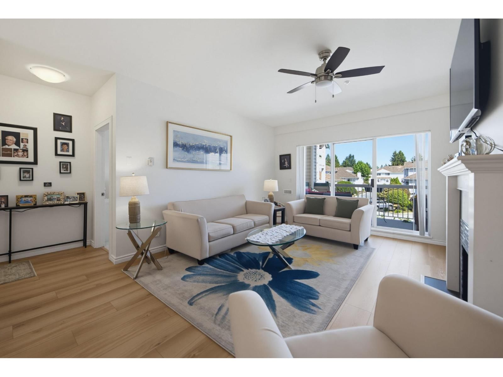 13911 70 Avenue, Surrey, British Columbia V3W 6B4