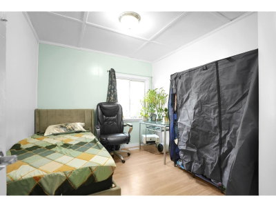 942 LEE Street | White Rock British Columbia | Slide Image Nine