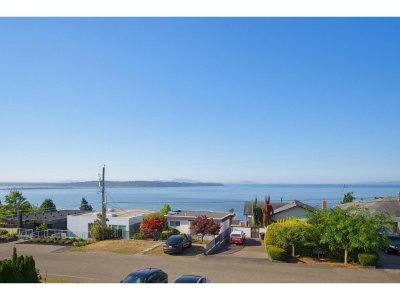 15441 ROYAL Avenue | White Rock British Columbia | Slide Image Twenty-two