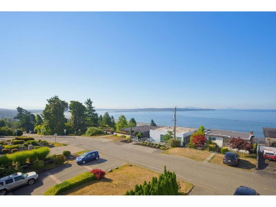15441 ROYAL Avenue | White Rock British Columbia | Slide Image Twenty-five