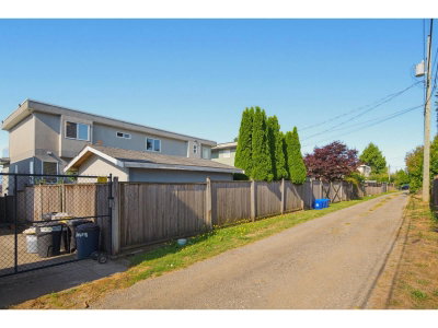 15441 ROYAL Avenue | White Rock British Columbia | Slide Image Forty
