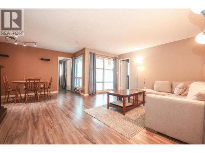 3033 OSPIKA Boulevard | Prince George British Columbia | Slide Image One