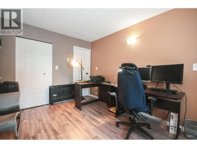 3033 OSPIKA Boulevard | Prince George British Columbia | Slide Image Thirteen