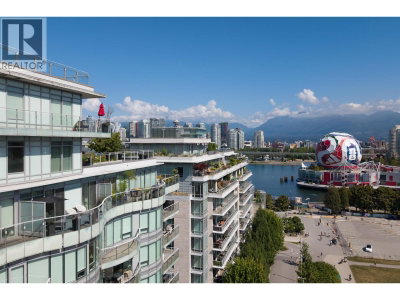 1661 ONTARIO Street | Vancouver British Columbia | Slide Image Twenty