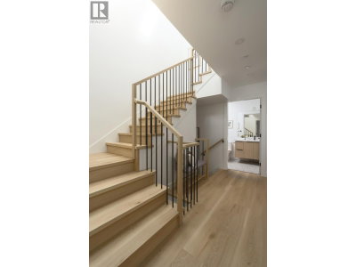 920 16TH Avenue | Vancouver British Columbia | Slide Image Nine