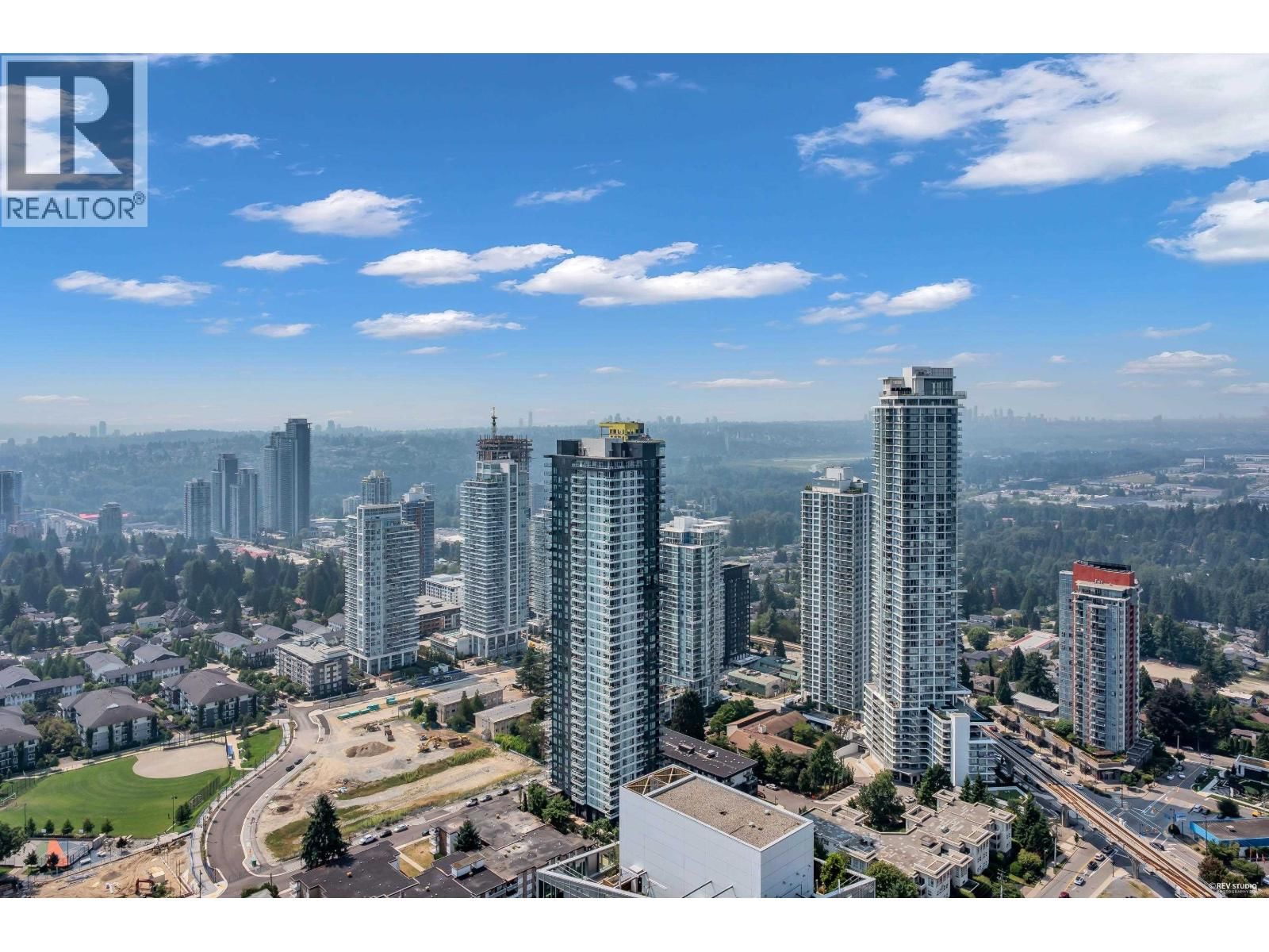 567 EMERSON Street, Coquitlam, British Columbia V3J 0M8