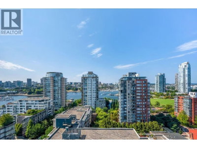 1201 MARINASIDE Crescent | Vancouver British Columbia | Slide Image Fourteen