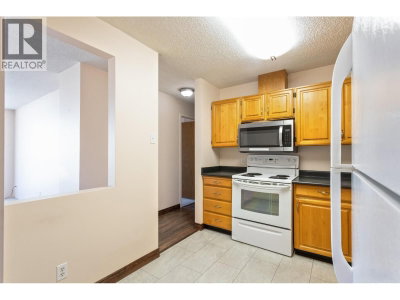 550 EIGHTH Street | New Westminster British Columbia | Slide Image Eleven