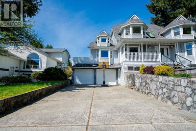 3933 TORONTO Street | Port Coquitlam British Columbia | Slide Image Three