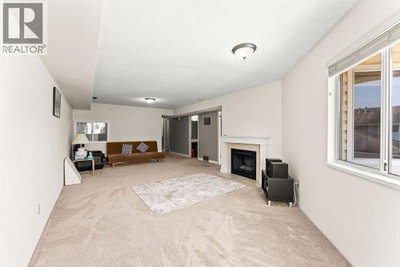 1190 FALCON Drive | Coquitlam British Columbia | Slide Image Thirty-two