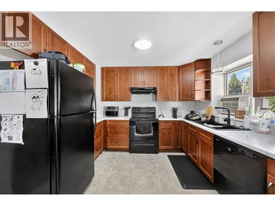 20835 WICKLUND Avenue | Maple Ridge British Columbia | Slide Image Thirteen