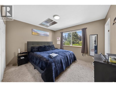 20835 WICKLUND Avenue | Maple Ridge British Columbia | Slide Image Fifteen