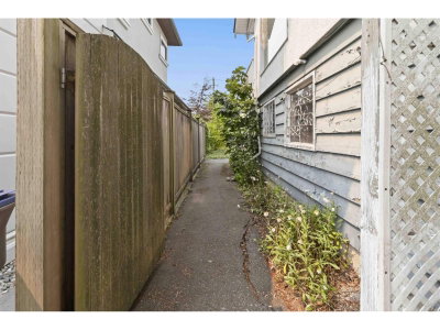 5845 124 Street | Surrey British Columbia | Slide Image Thirty-nine