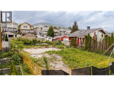 3429 ROXTON Avenue | Coquitlam British Columbia | Slide Image Four