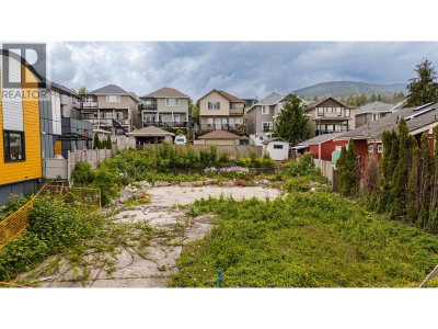 3429 ROXTON Avenue | Coquitlam British Columbia | Slide Image Five
