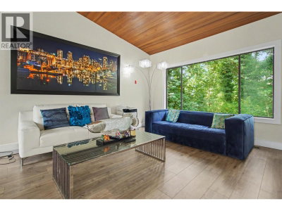 13025 238 Street | Maple Ridge British Columbia | Slide Image Ten