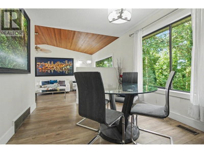 13025 238 Street | Maple Ridge British Columbia | Slide Image Thirteen