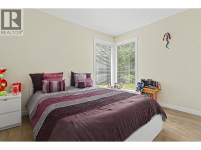 13025 238 Street | Maple Ridge British Columbia | Slide Image Nineteen