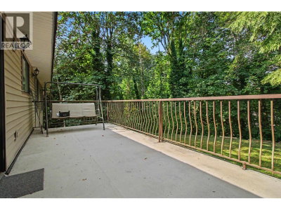 13025 238 Street | Maple Ridge British Columbia | Slide Image Twenty-three