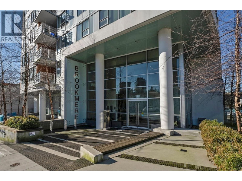 530 WHITING Way Coquitlam British Columbia, V3J 0J4 - 1 Bedroom Condo For Sale