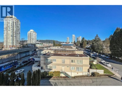 530 WHITING Way | Coquitlam British Columbia | Slide Image Thirteen