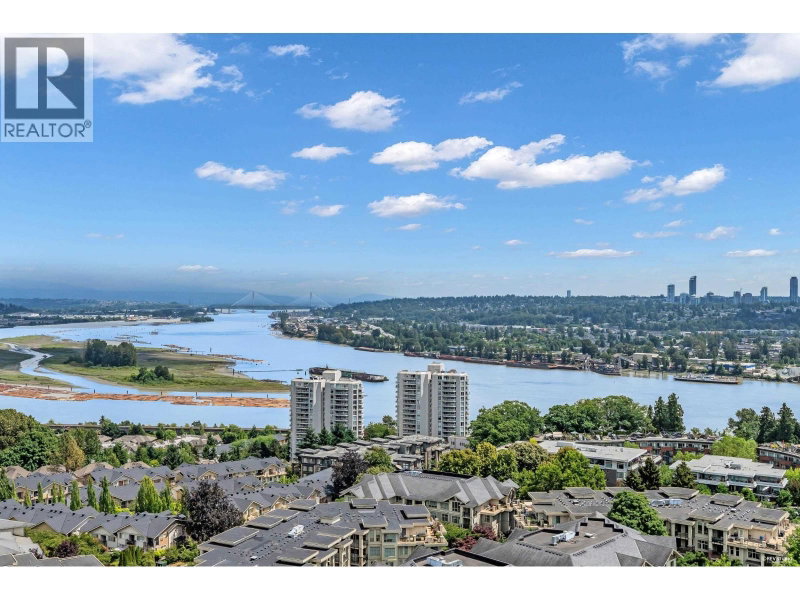 280 ROSS Drive New Westminster British Columbia, V3L 0C2 - 2 Bedrooms Condo For Sale