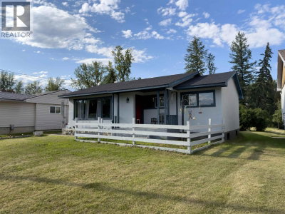 283 DOHERTY Drive | Quesnel British Columbia | Slide Image Two