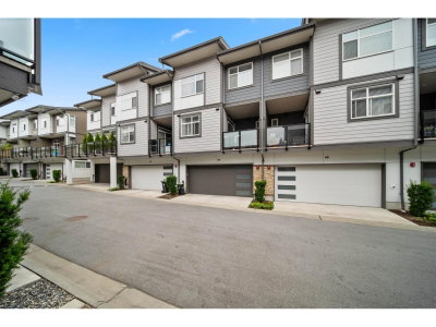 8430 203A Street | Langley British Columbia | Slide Image Three