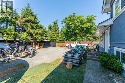 2246 AUSTIN Avenue | Coquitlam British Columbia | Slide Image Twenty-five
