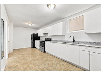 6643 127 Street | Surrey British Columbia | Slide Image Thirteen