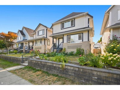 6643 127 Street | Surrey British Columbia | Slide Image Three