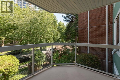1695 AUGUSTA Avenue | Burnaby British Columbia | Slide Image Twenty-five