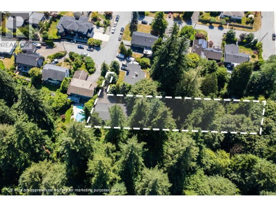 990 JARVIS Street | Coquitlam British Columbia | Slide Image Thirty-three