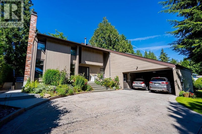 4241 YUCULTA Crescent Vancouver British Columbia, V6N 4A9 - 7 Bedrooms Home For Sale