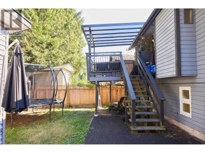 1183 FALCON Drive | Coquitlam British Columbia | Slide Image Eighteen